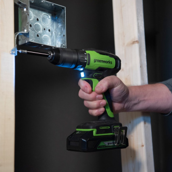 Аккумуляторная дрель-шуруповерт GREENWORKS 24V GD24DD35 (3704007CUC) бесщеточная с 2-мя 2 Ач аккумуляторами и зарядным устройством